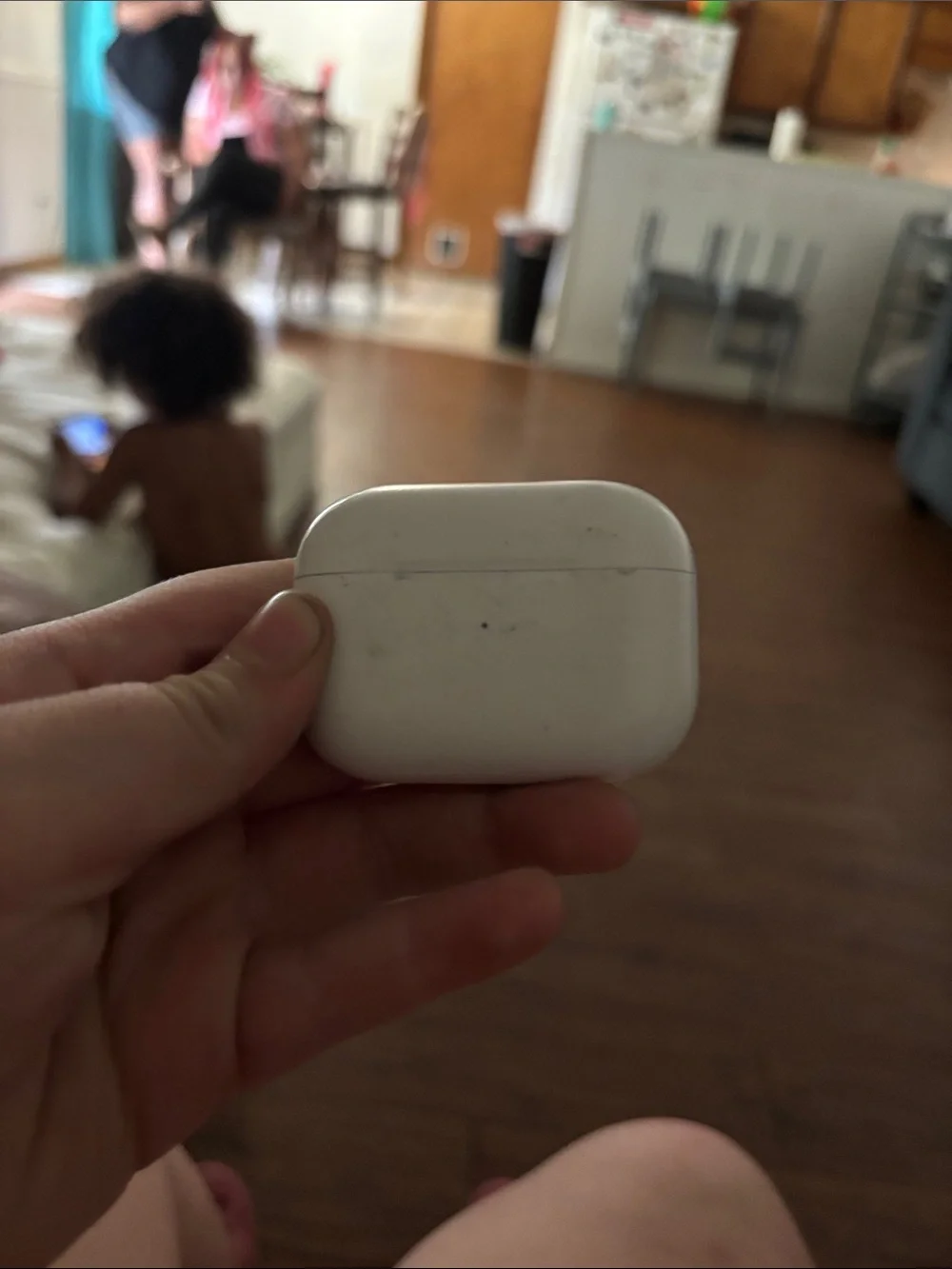Apple White AirPods Pro with Wireless Charging Case